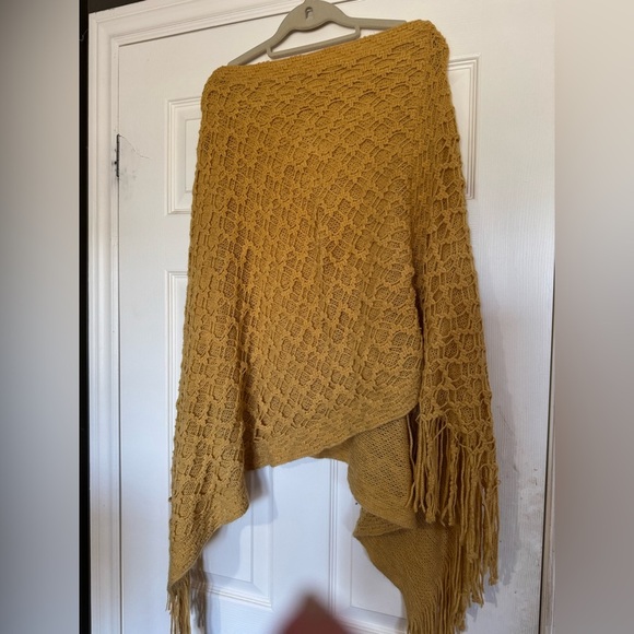 Mustard Yellow Knit Fringe Shawl - Picture 6 of 6